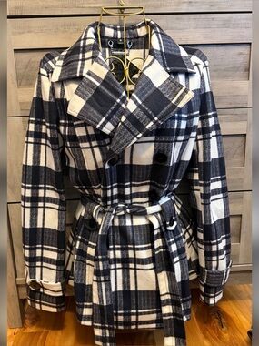 JouJou Plaid Belted Peacoat Jacket - Black & White